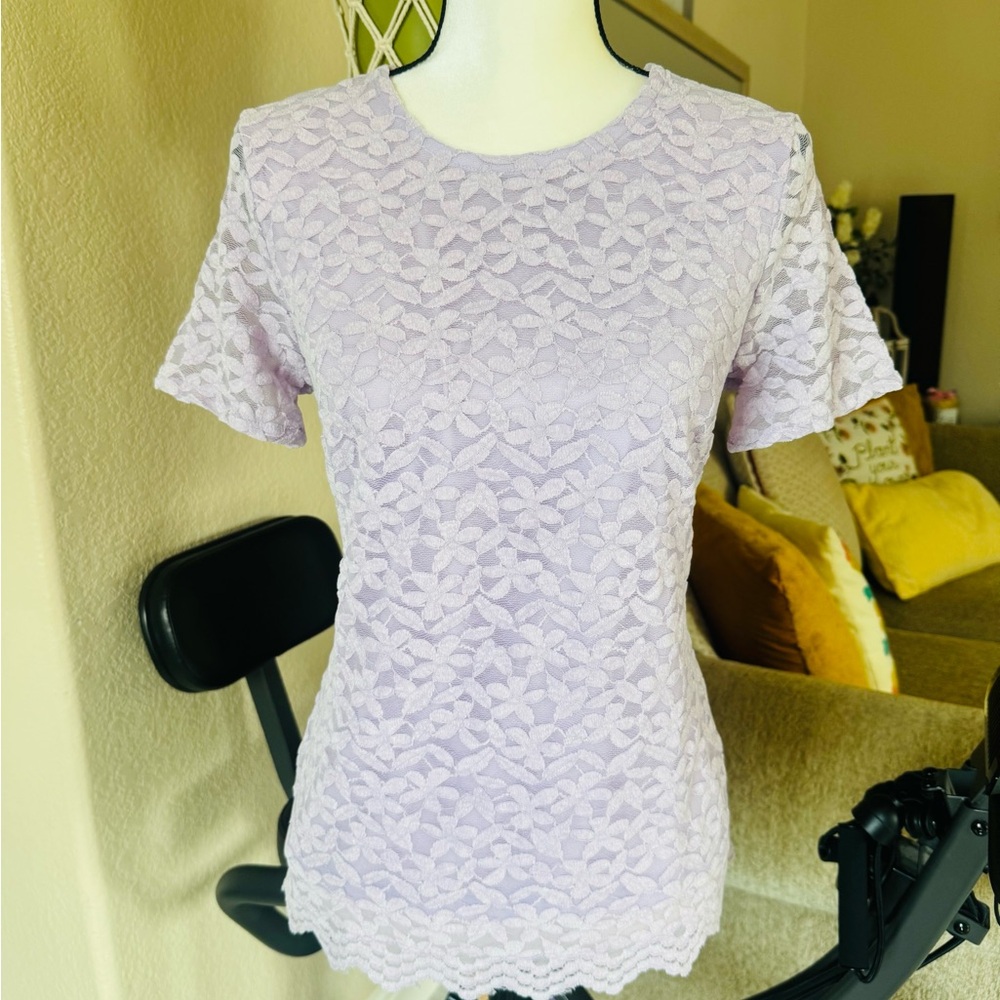 Elegant Lace Blouse - Soft Purple